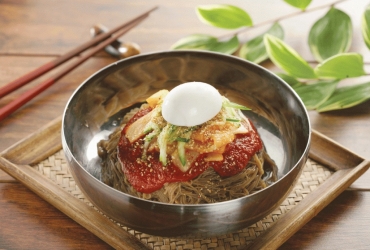 N7. Bibim Nangmyeon